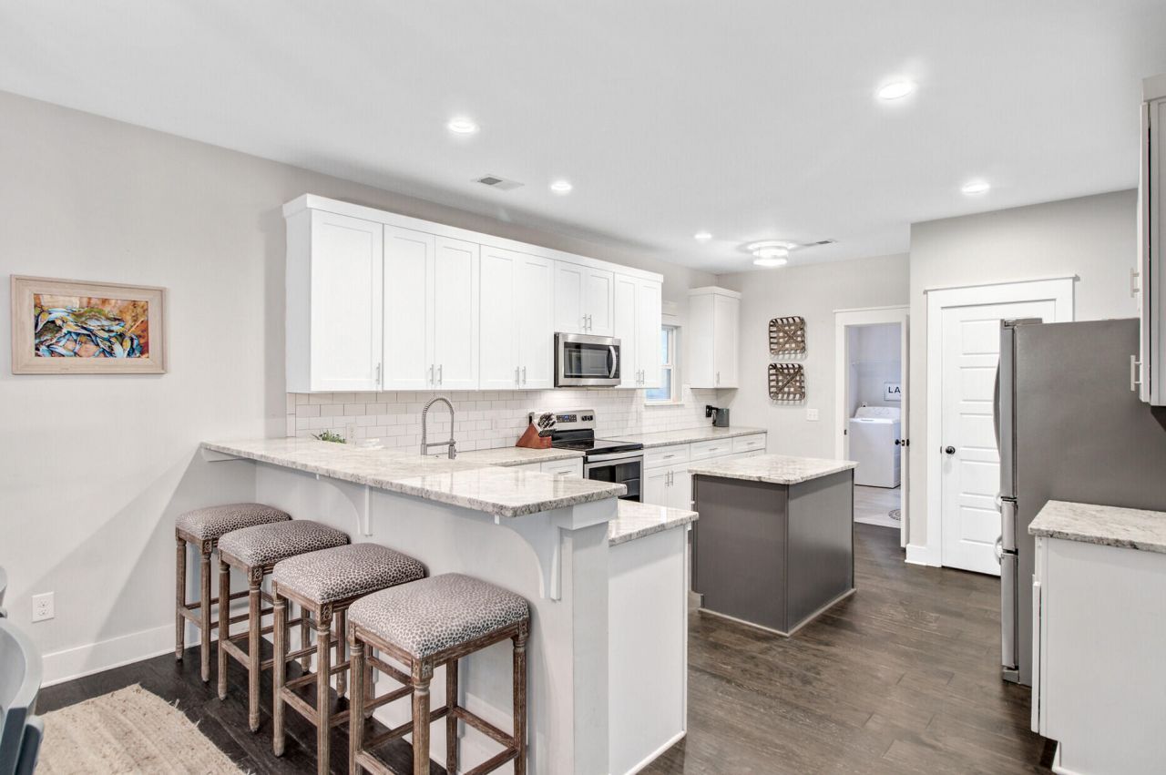 6190 Button Bush Drive Photo 15