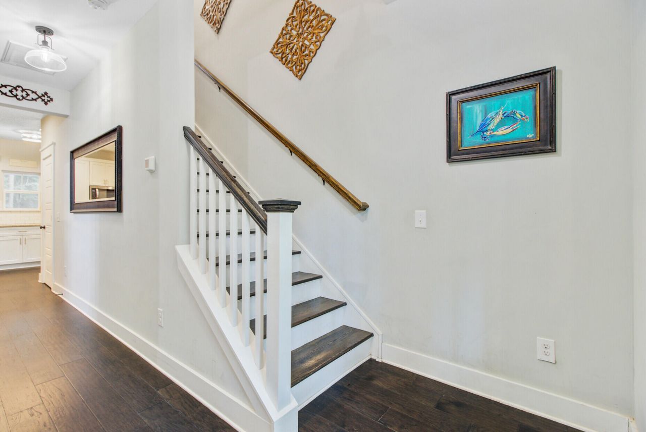 6190 Button Bush Drive Photo 22