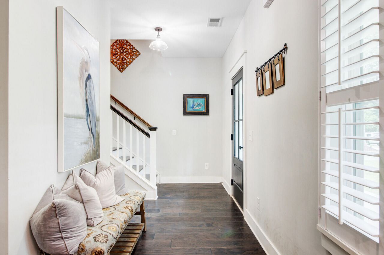 6190 Button Bush Drive Photo 9