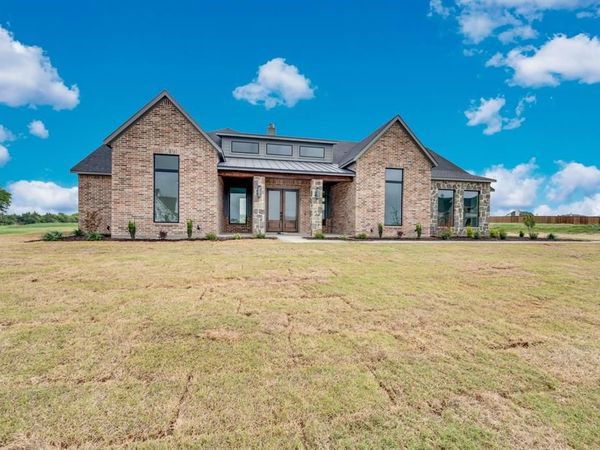 6220 Cedar Elm Road, Midlothian, TX 76065