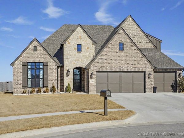 7716 N 150th East Court, Owasso, OK 74055