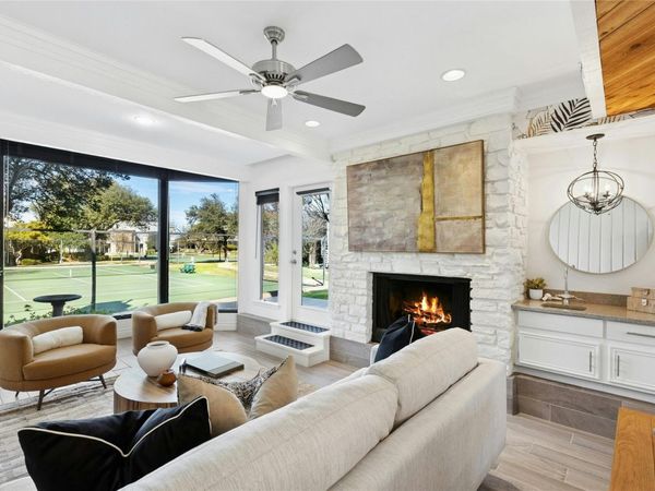 102 World Of Tennis SQ, Austin, TX 78738