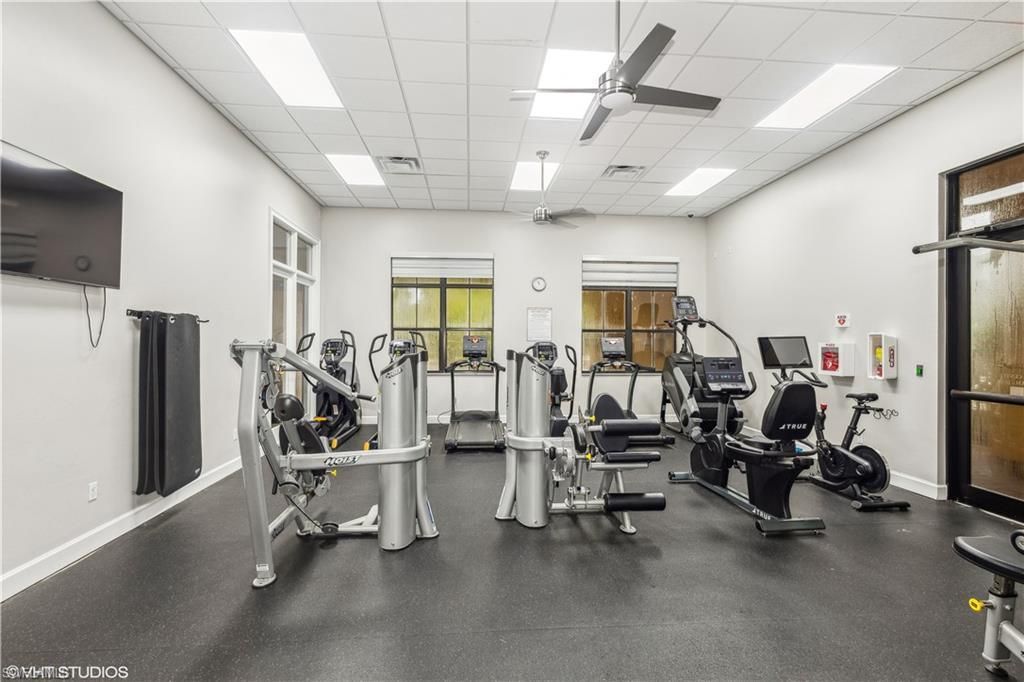 1517 Birdie Dr, Naples, FL 34120 Photo