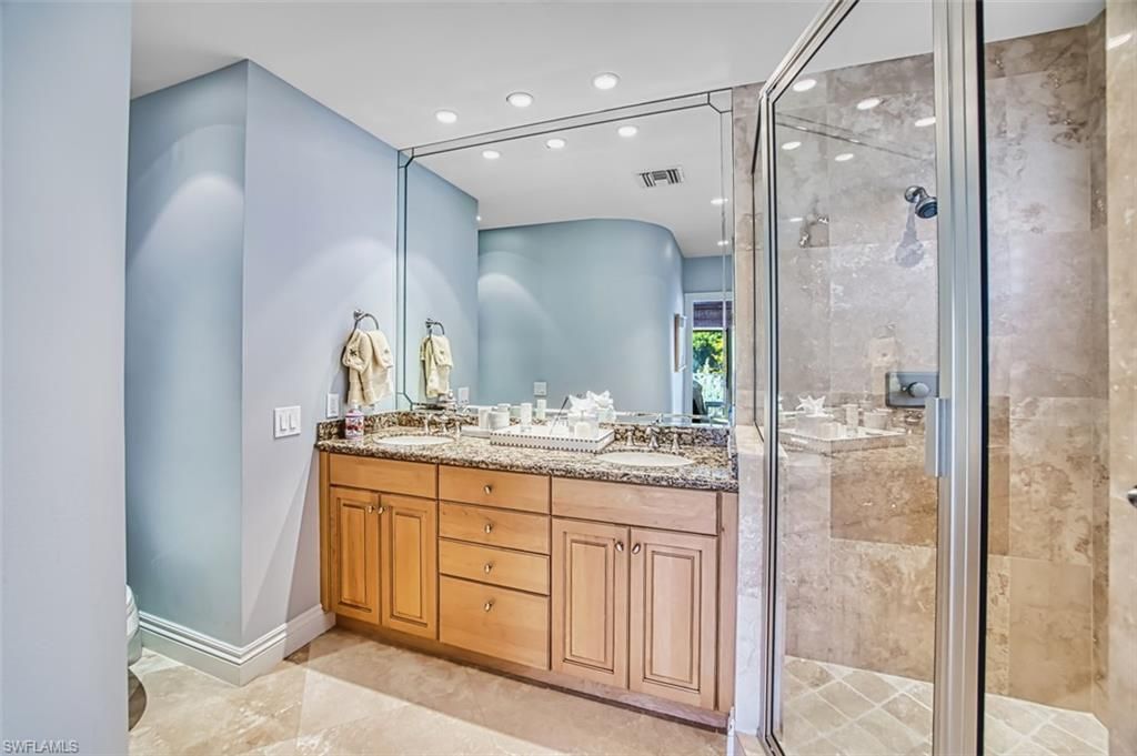 4717 Villa Mare Ln, Unit 26-15, Naples, FL 34103 Photo