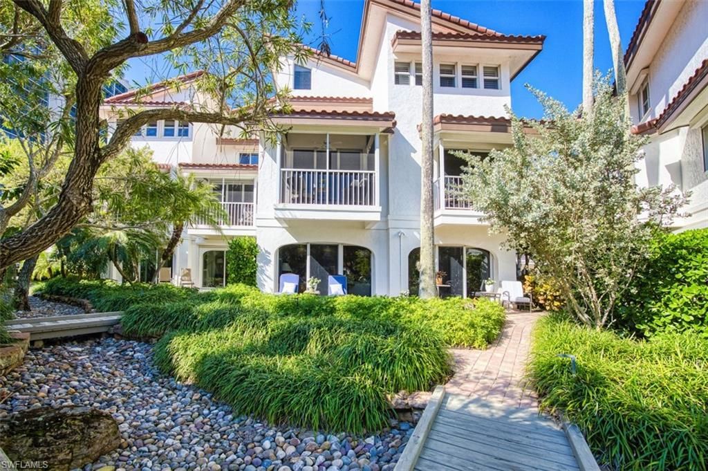 4717 Villa Mare Ln, Unit 26-15, Naples, FL 34103 Photo