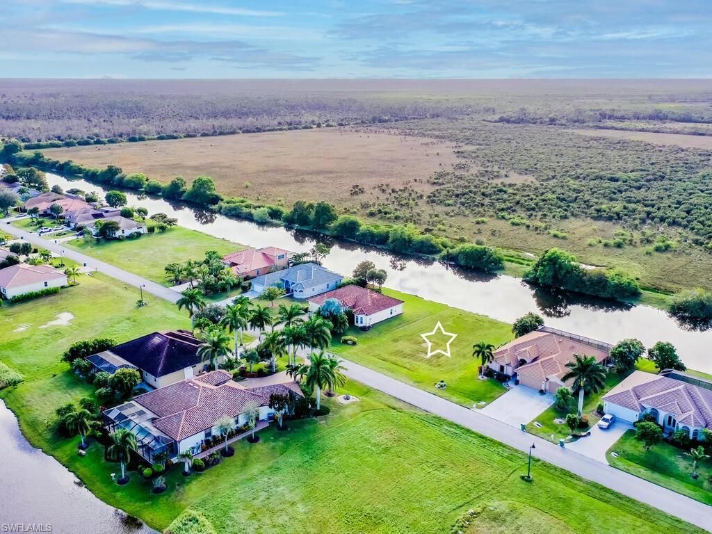 18499 Royal Hammock Blvd, Naples, FL 34114 Photo