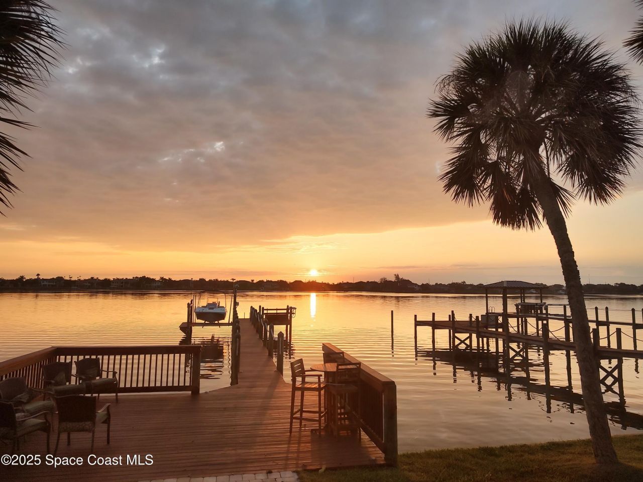 10758 S Tropical Trail, Merritt Island, FL 32952 Photo