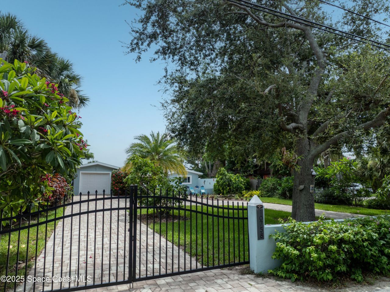 10758 S Tropical Trail, Merritt Island, FL 32952 Photo