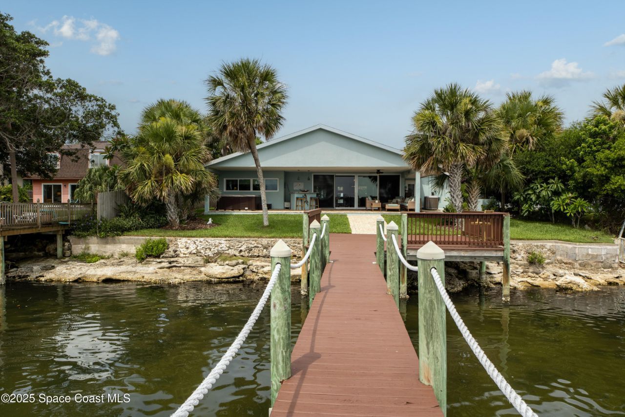 10758 S Tropical Trail, Merritt Island, FL 32952 Photo