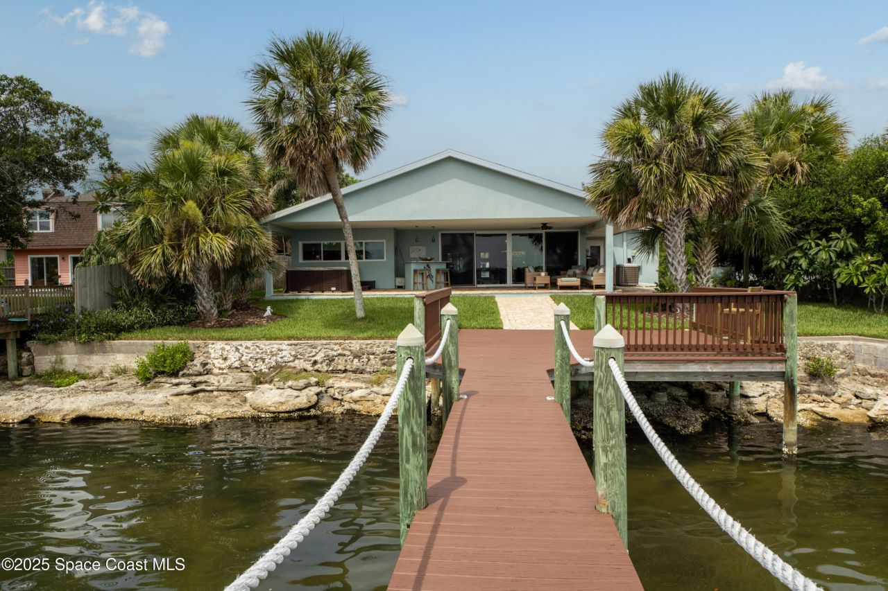 10758 S Tropical Trail, Merritt Island, FL 32952 Photo