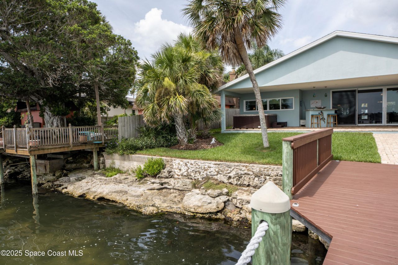 10758 S Tropical Trail, Merritt Island, FL 32952 Photo