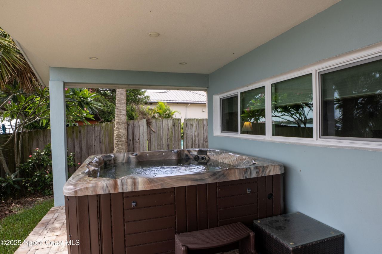 10758 S Tropical Trail, Merritt Island, FL 32952 Photo