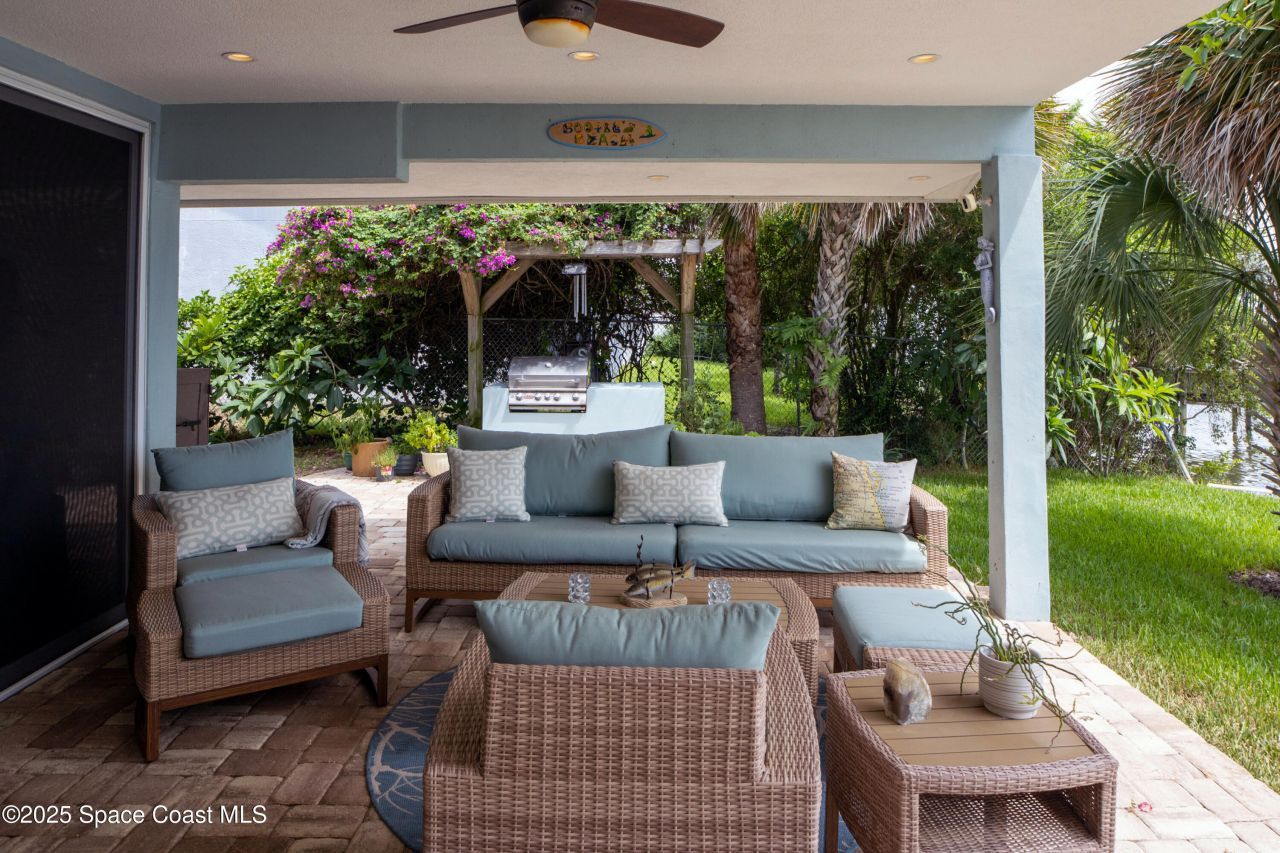 10758 S Tropical Trail, Merritt Island, FL 32952 Photo