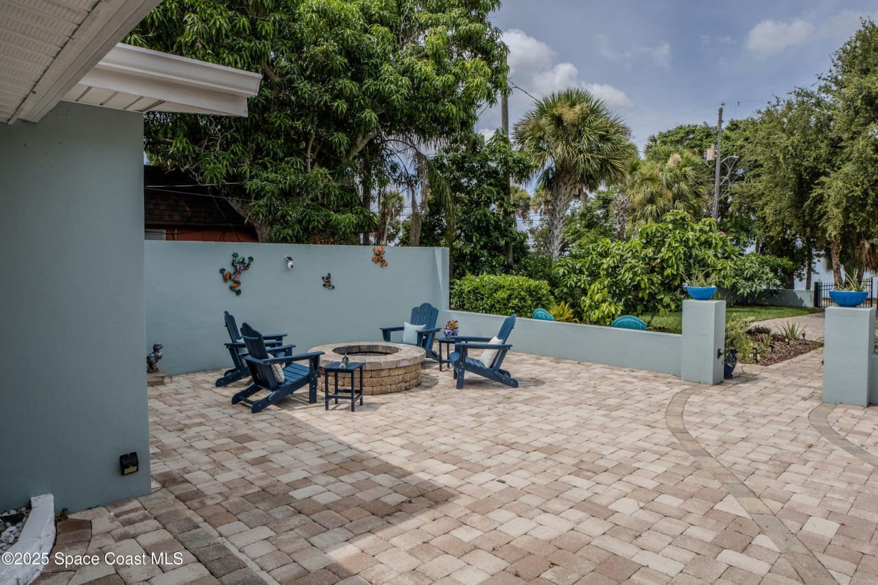 10758 S Tropical Trail, Merritt Island, FL 32952 Photo