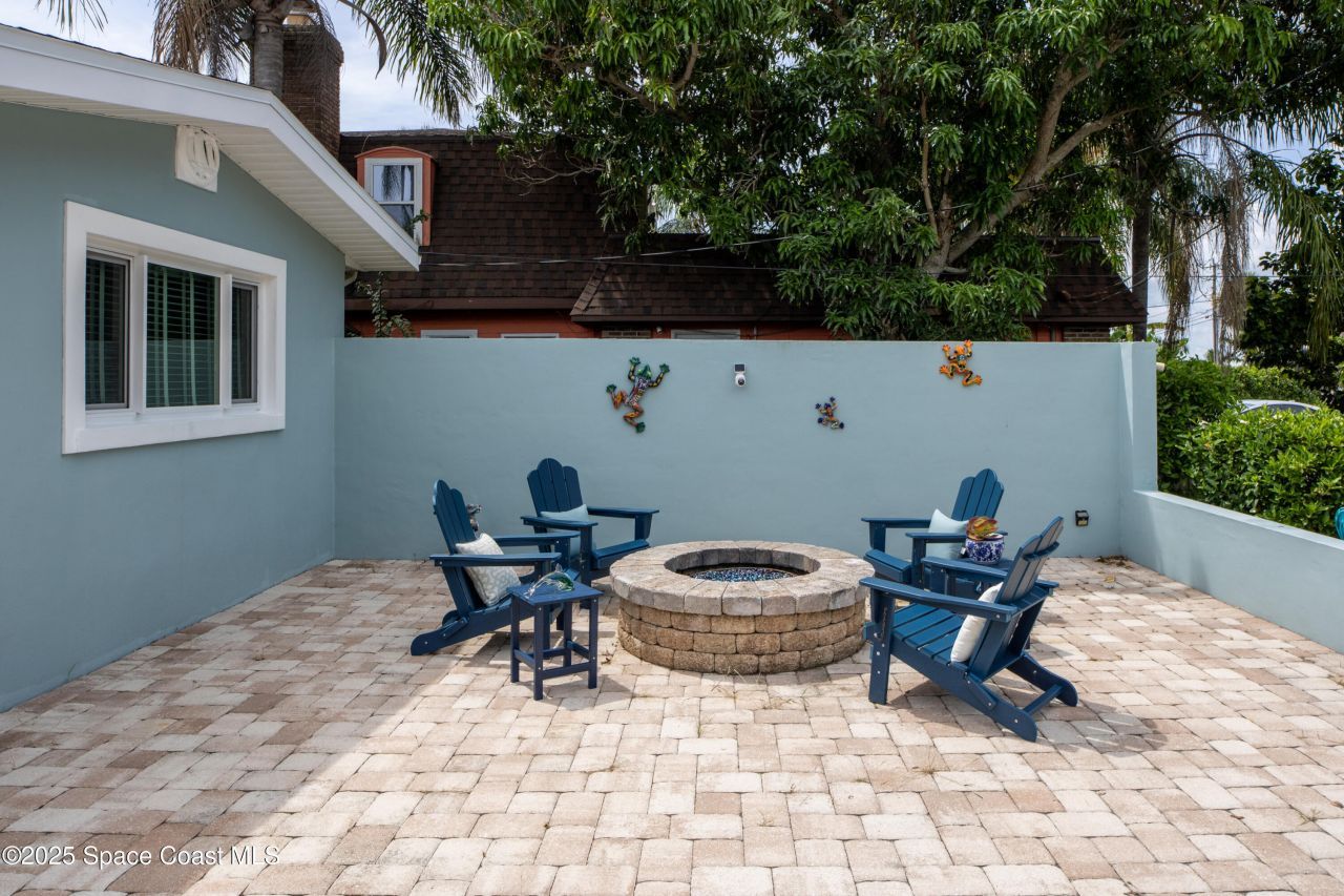 10758 S Tropical Trail, Merritt Island, FL 32952 Photo