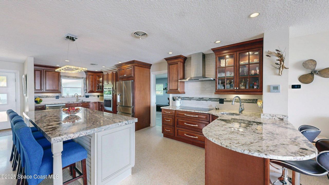 10758 S Tropical Trail, Merritt Island, FL 32952 Photo