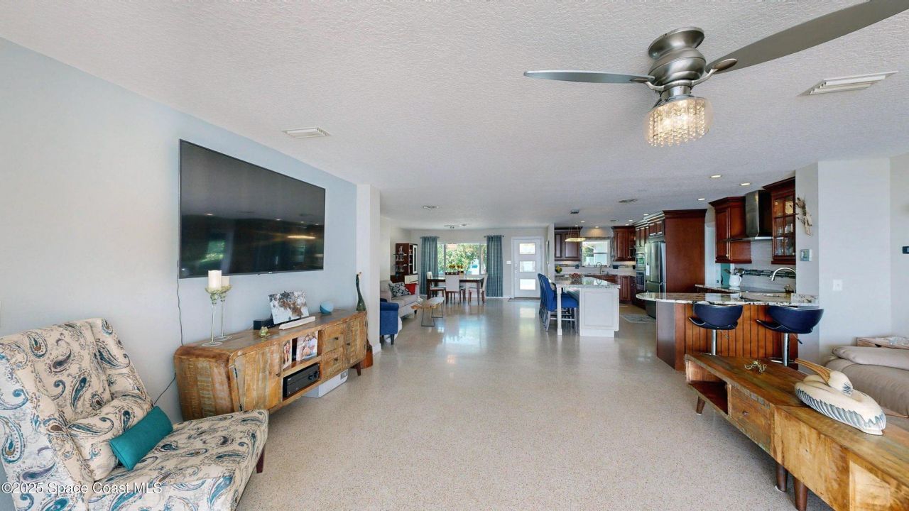 10758 S Tropical Trail, Merritt Island, FL 32952 Photo