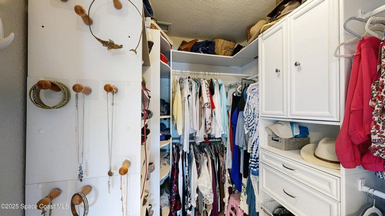 10758 S Tropical Trail, Merritt Island, FL 32952 Photo