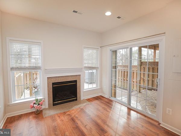 22090 AVONWORTH SQUARE, BROADLANDS, VA 20148