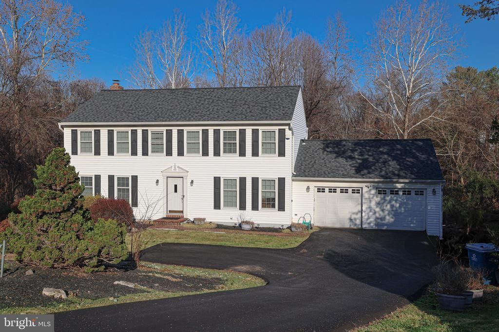 1153 Kettle Pond Lane, Great Falls, VA 22066 Main Photo