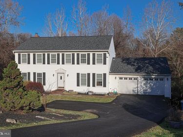 1153 KETTLE POND LANE, GREAT FALLS, VA 22066