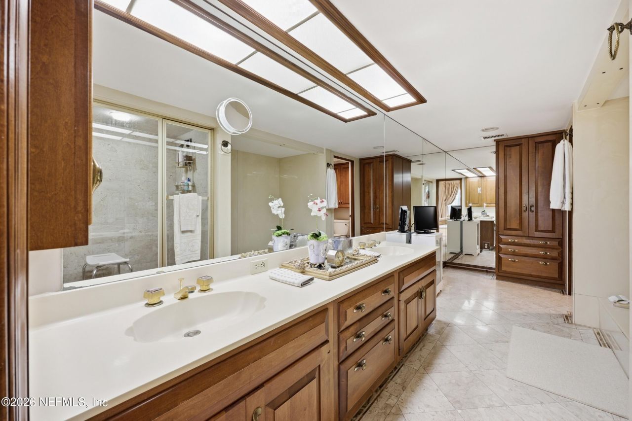 10799 Crosswicks Road, Jacksonville, FL 32256 Photo