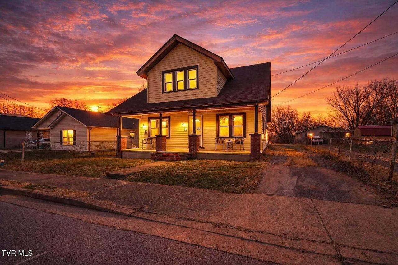 2508 Overlook Road, Kingsport, TN 37664 Main Photo