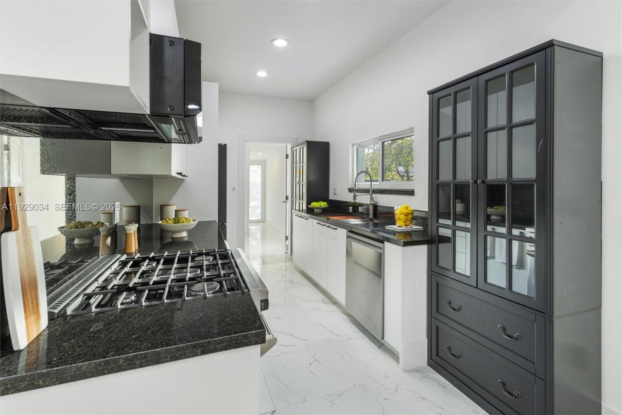 142 NW 47th Ter, Miami, FL 33127 Photo