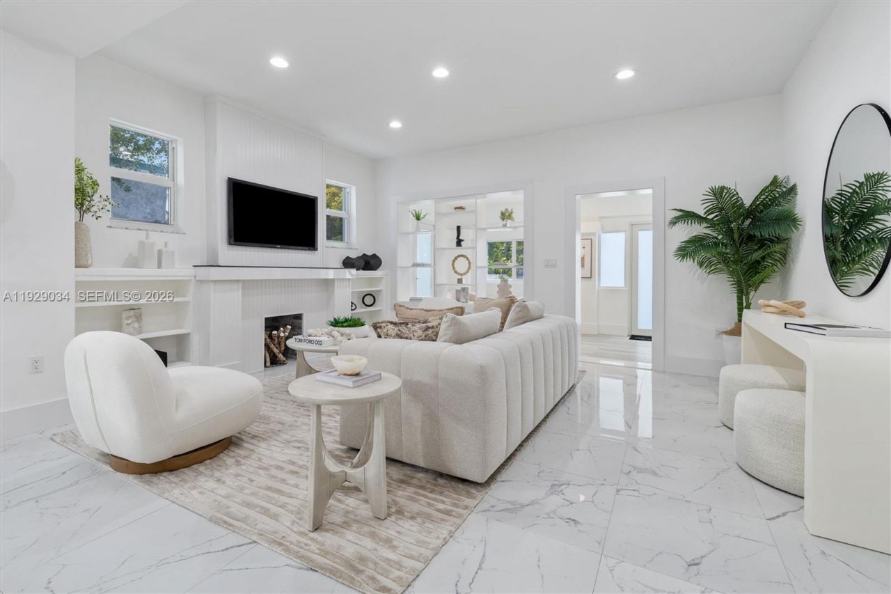 142 NW 47th Ter, Miami, FL 33127 Photo