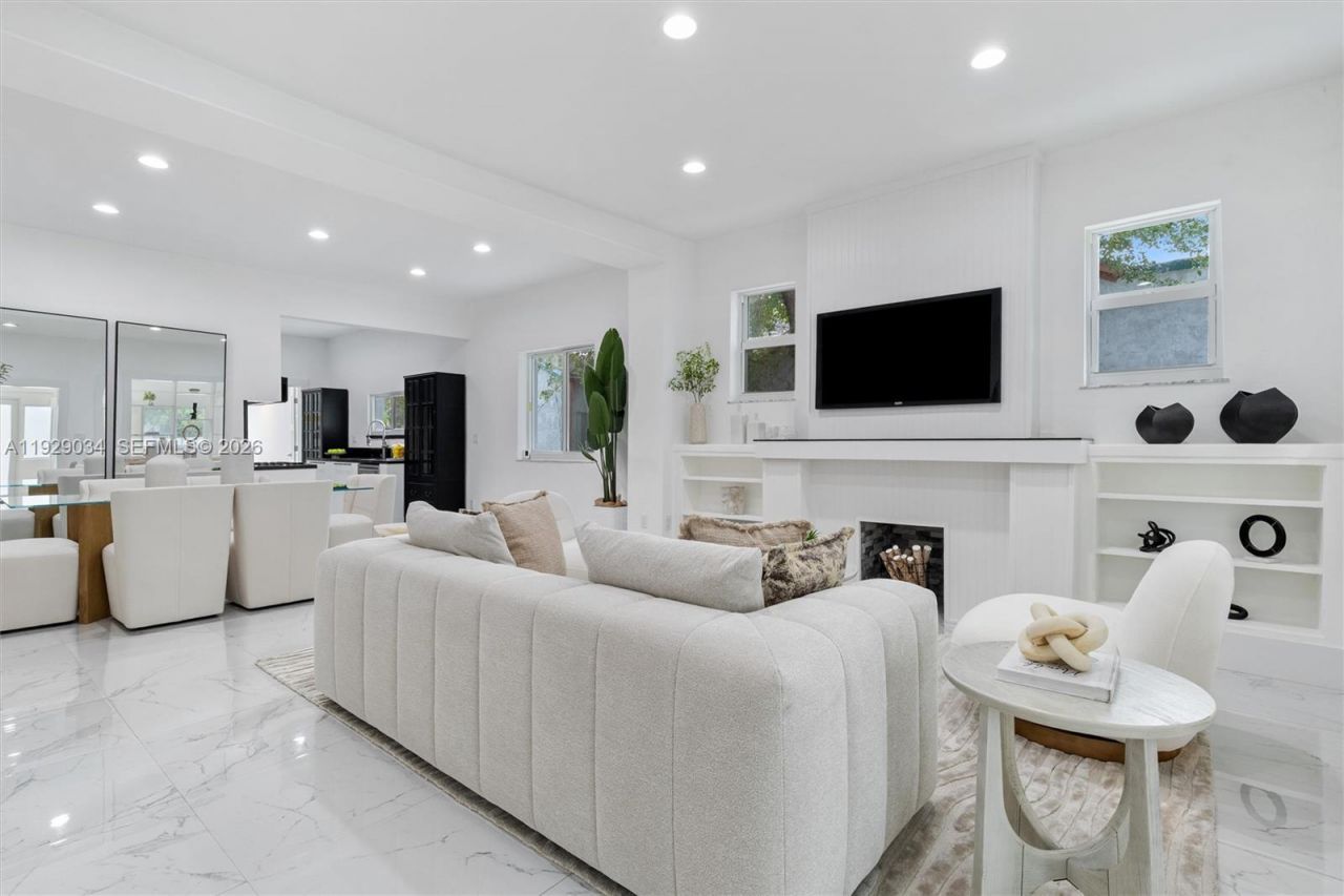 142 NW 47th Ter, Miami, FL 33127 Photo