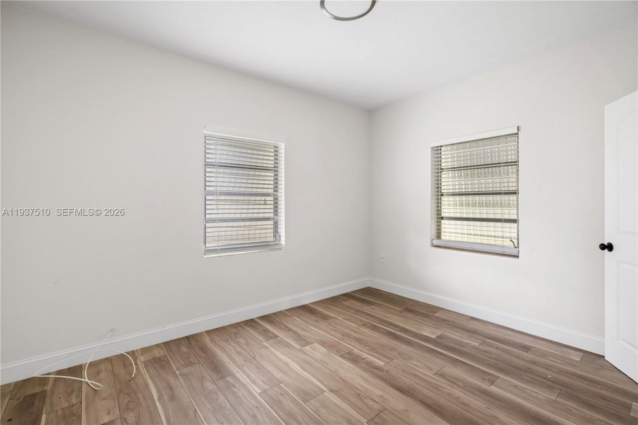 27 NW 21st St, Homestead, FL 33030 Photo