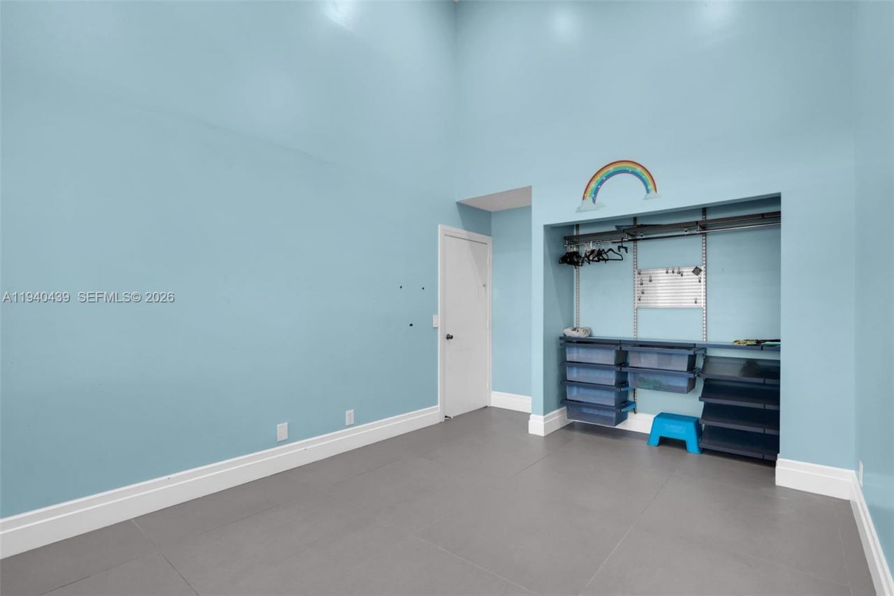 1092 NW 162nd Ave, Pembroke Pines, FL 33028 Photo