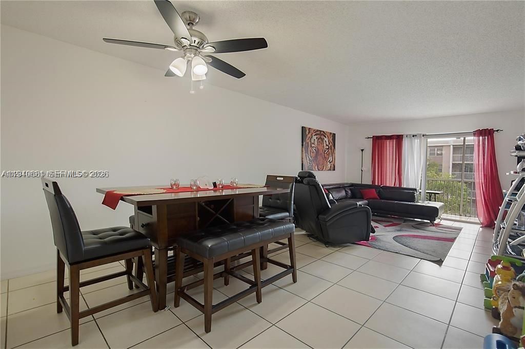 1100 NW 87th Ave, Unit 403, Coral Springs, FL 33071 Photo