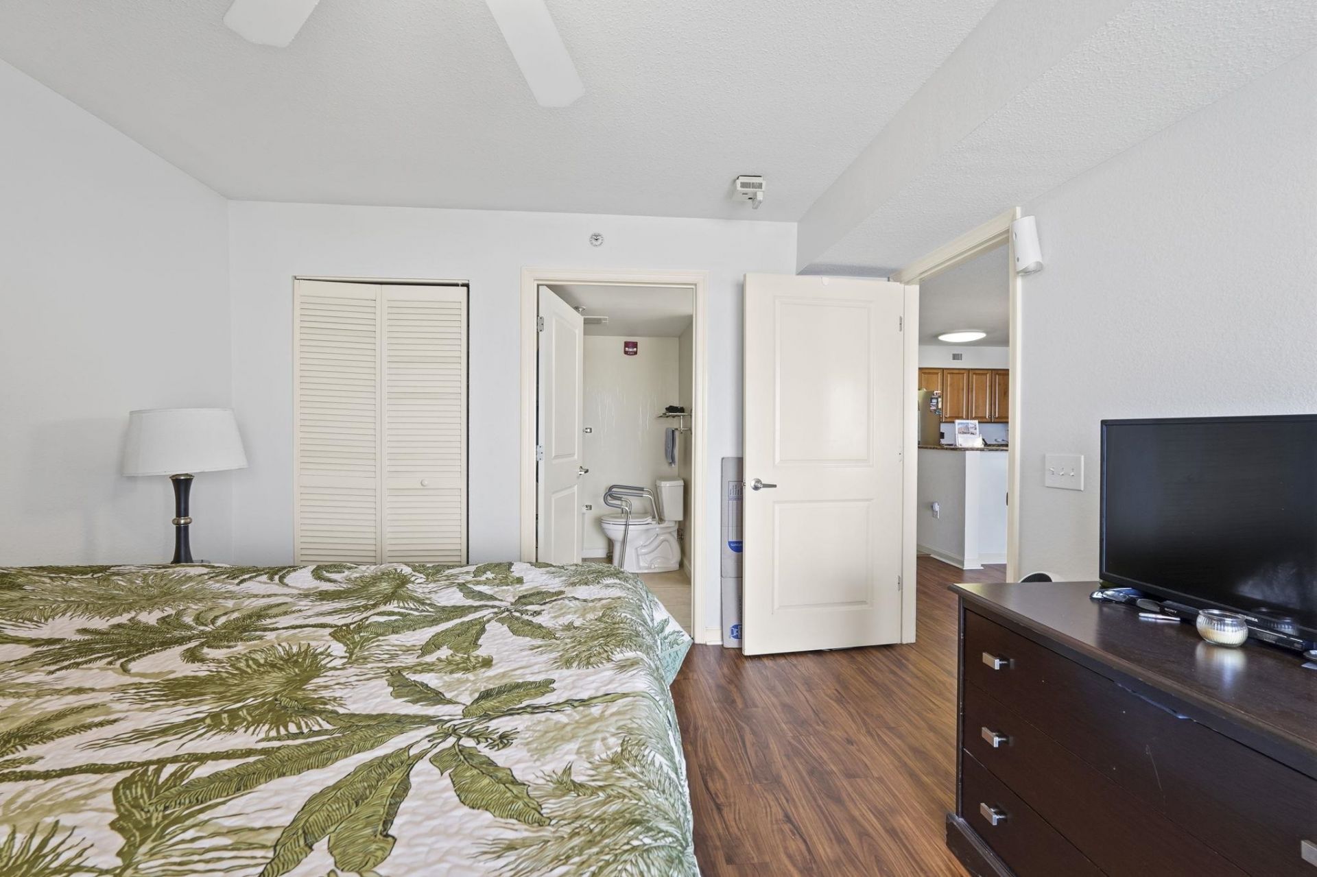 1819 N Ocean Blvd. Photo 27