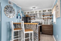 6702 Jefferson Pl. photo 4