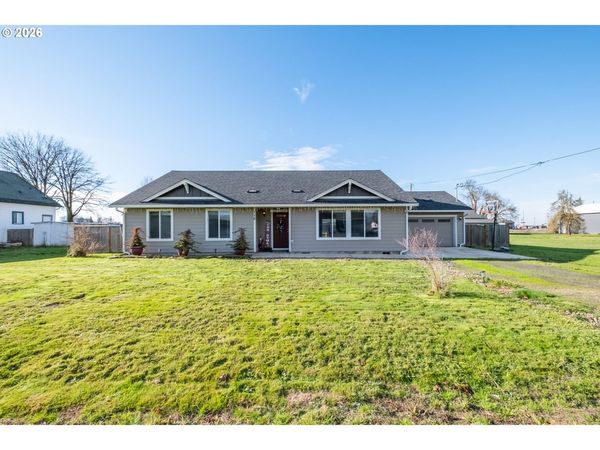 115 E 2ND ST, Halsey, OR 97348