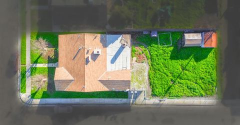 1202 Golden Gate Ave, Dos Palos, CA 93620 Photo