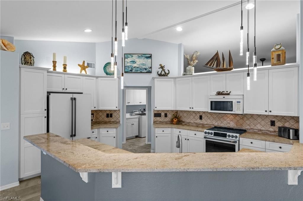 3597 Gondola Ln, Saint James City, FL 33956 Photo