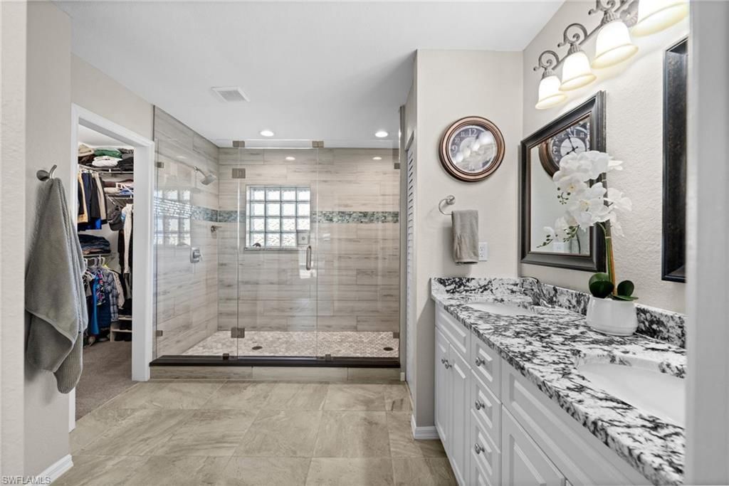 3597 Gondola Ln, Saint James City, FL 33956 Photo