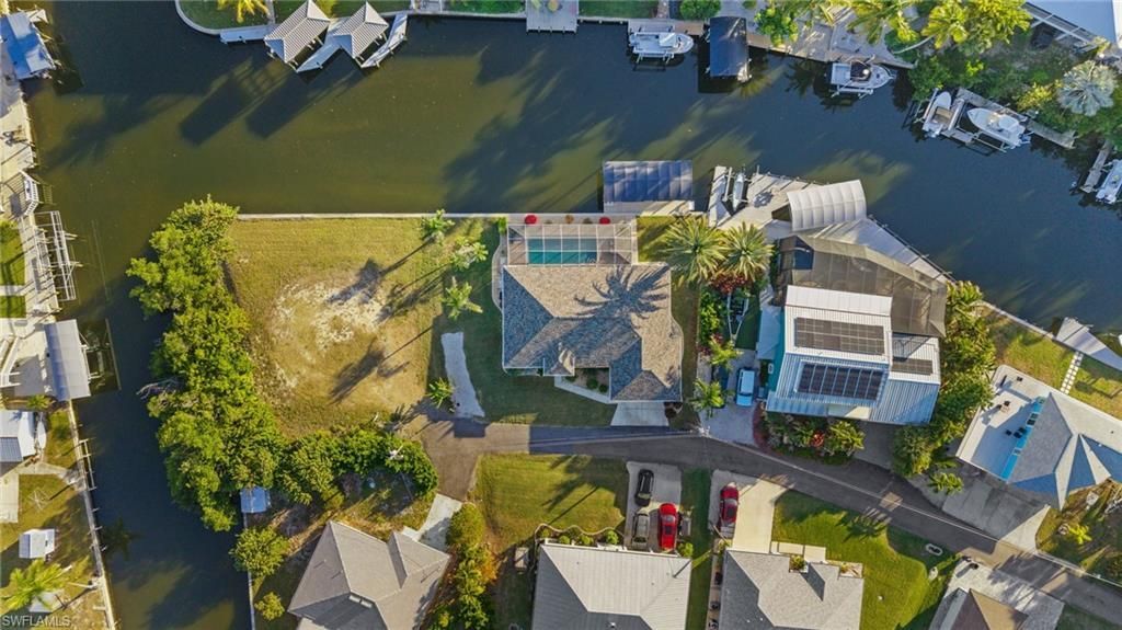 3597 Gondola Ln, Saint James City, FL 33956 Photo