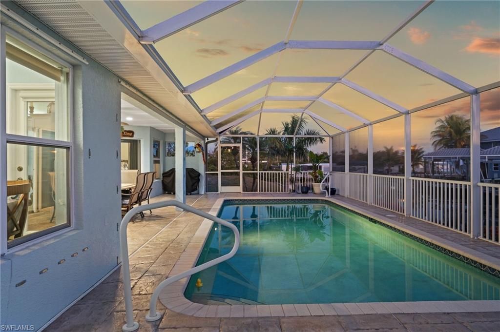 3597 Gondola Ln, Saint James City, FL 33956 Photo