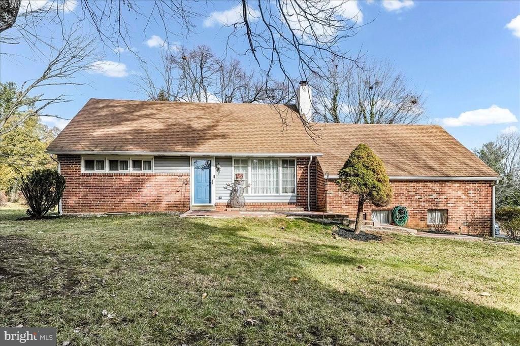 3 Man O War Drive, Media, PA 19063 Main Photo