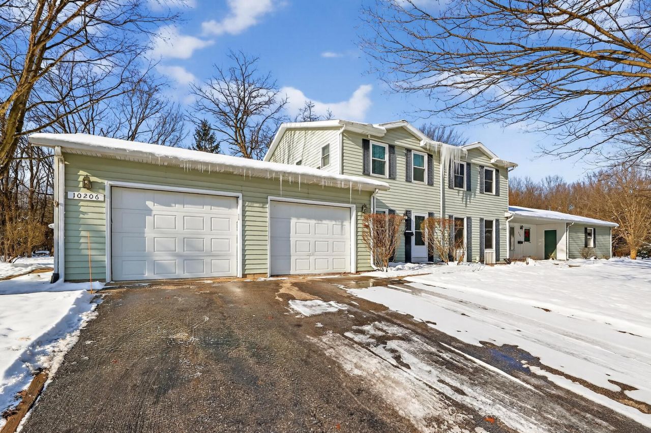 10206 Cricklewood Court, Portage, MI 49024 Main Photo