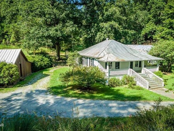 1570 S Helton Road, Sevierville, TN 37862