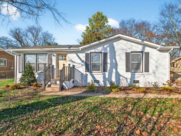 1315 Eagle St, Murfreesboro, TN 37130