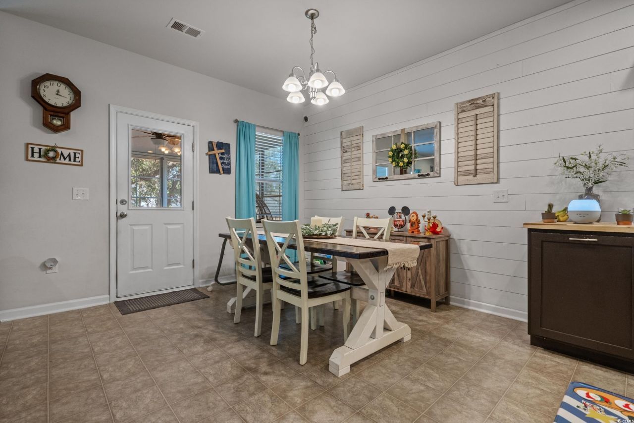 800 Wild Leaf Loop Photo 10