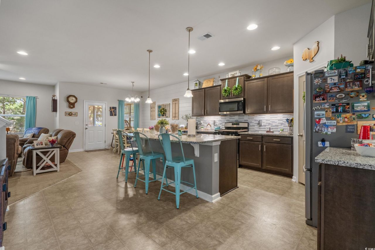 800 Wild Leaf Loop Photo 5