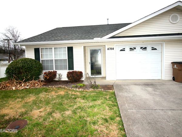 4764 Royal Prince Way, Knoxville, TN 37912