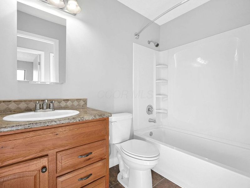 1187 Rendezvous Lane, Columbus, OH 43207 Photo 24