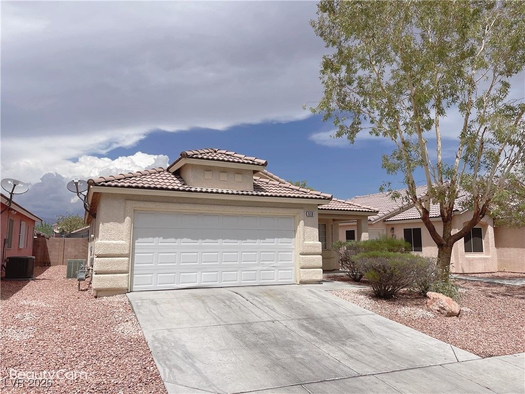 510 Sparrow Gull Court, North Las Vegas, NV 89032 Main Photo
